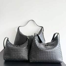 Picture of Bottega Veneta Handbags _SKUfw198954953fw